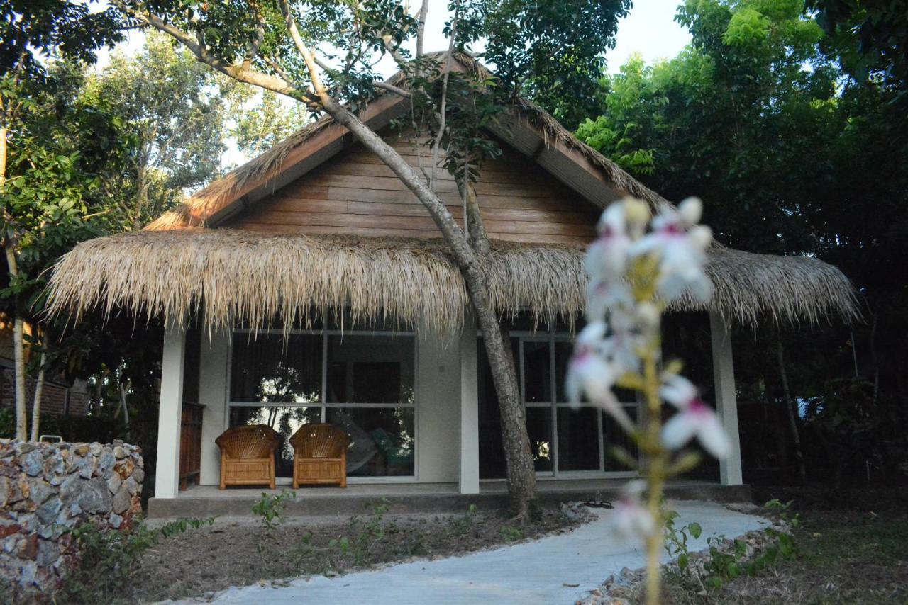 Heaven On The Planet Ekas Exterior foto